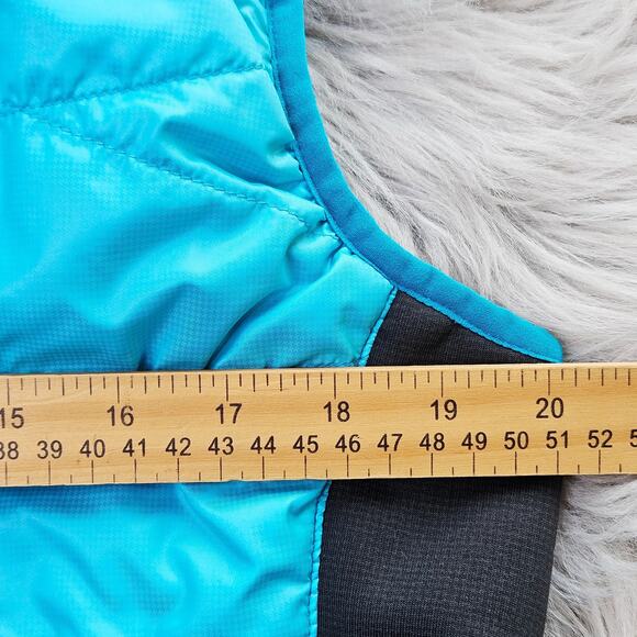 REI Primaloft Pertex Blue Quilted Vest Women Large Lightweight Outdoor Activity - Picture 9 of 10